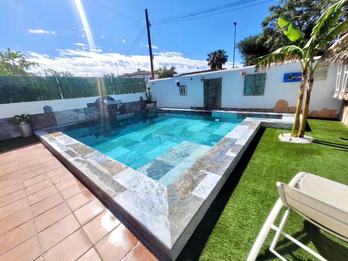 Gatu Premium Villa Lurberri Piscina Privada, 4 Dormitorios, 2 Banos, Parking , Jardines, " Preferente Mayores De 25 Anos Y Familias " In Y Barbacoa Chiclana de la Frontera Exterior photo