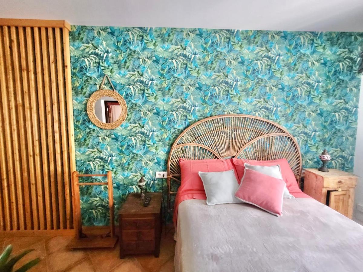 Gatu Premium Villa Lurberri Piscina Privada, 4 Dormitorios, 2 Banos, Parking , Jardines, " Preferente Mayores De 25 Anos Y Familias " In Y Barbacoa Chiclana de la Frontera Exterior photo